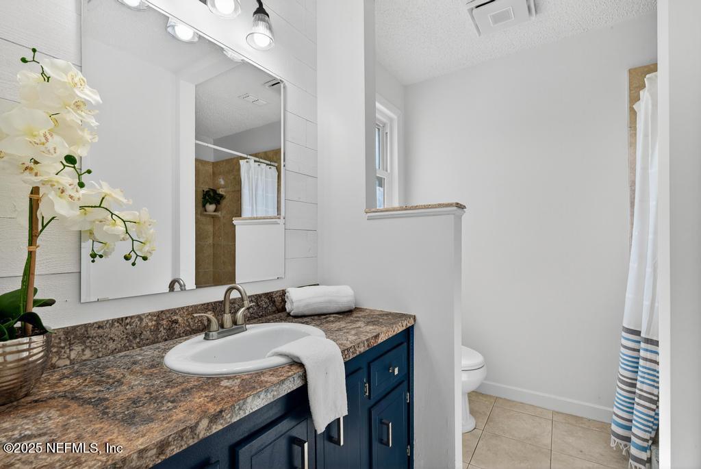 8240 Springtree Road Jacksonville, FL 32210 - Photo 18 of 31 8240 Springtree Road-45