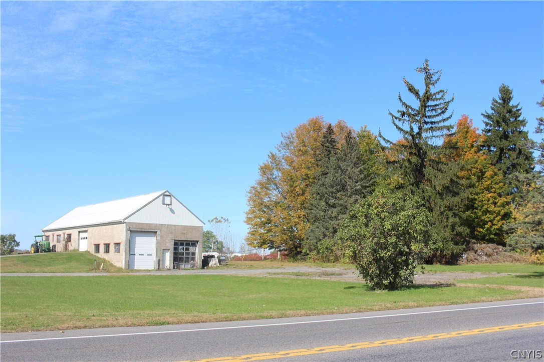 8575 Henry Clay Boulevard Clay, NY 13041 - Photo 4 of 19