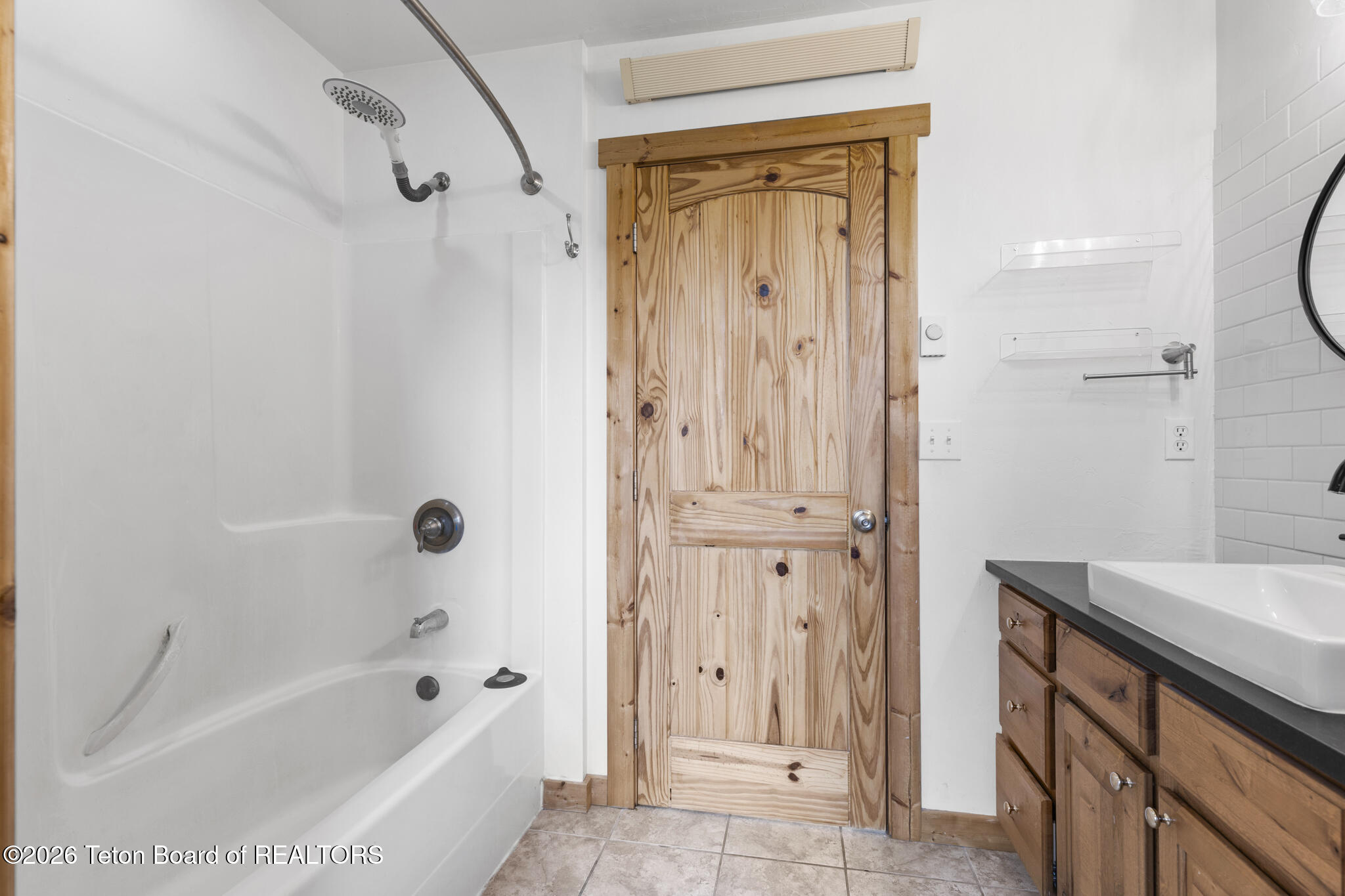 69 Trail Ridge Road Alpine, WY 83128 - Photo 9 of 22 M Bath 2
