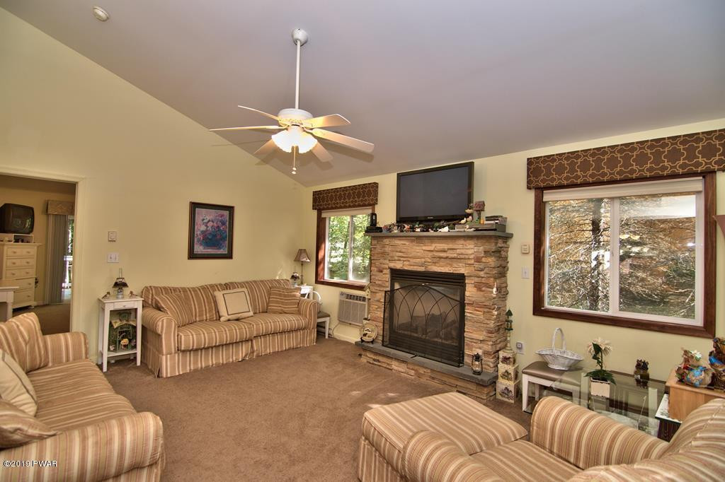 37 Rockway Road Lake Ariel, PA 18436 - Photo 3 of 51 Family Room