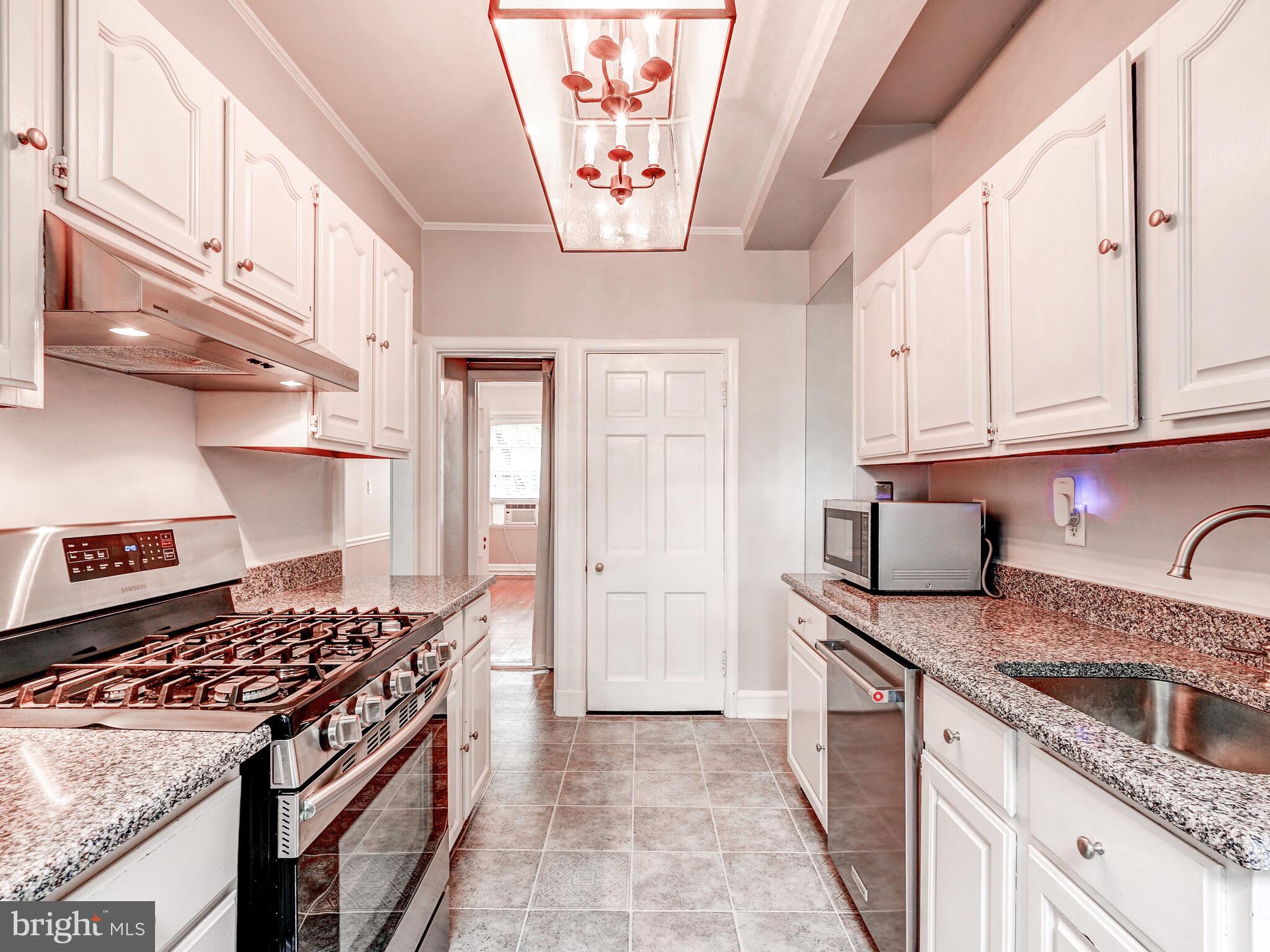 6 Upland Road, Unit J3 Baltimore, MD 21210 - Photo 12 of 21