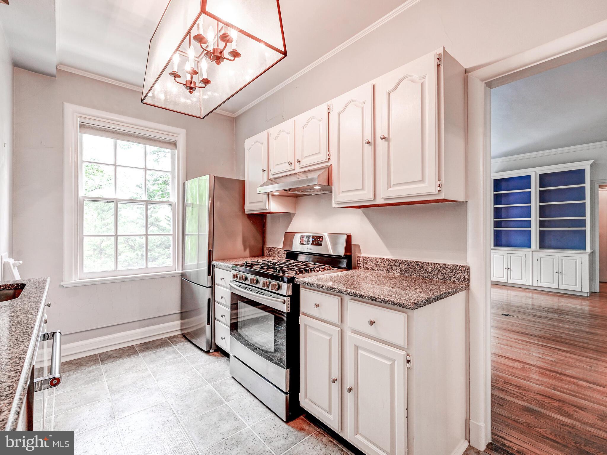 6 Upland Road, Unit J3 Baltimore, MD 21210 - Photo 13 of 21