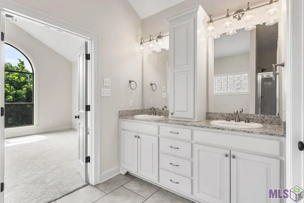 $2,350 | 653 Portula Avenue, Baton Rouge, LA 70820