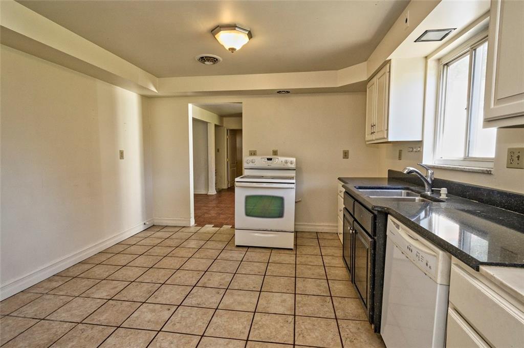 6085 Baptist Road Pittsburgh, PA 15236 - Photo 11 of 24 Gallery Image 11
