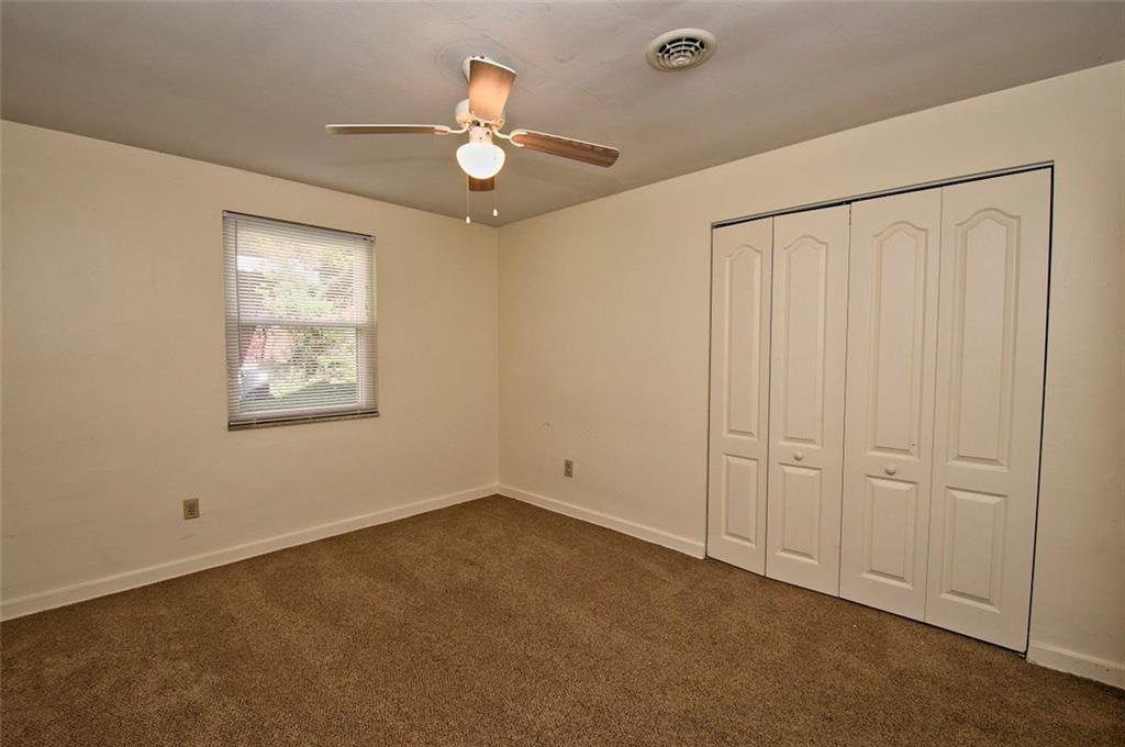 6085 Baptist Road Pittsburgh, PA 15236 - Photo 14 of 24 Gallery Image 14