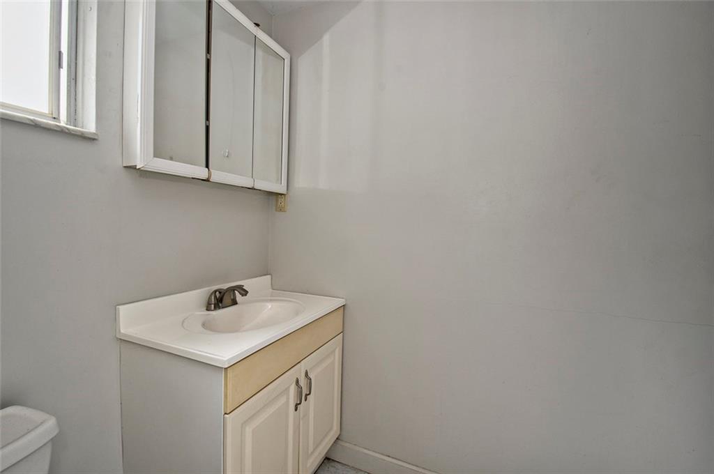 6085 Baptist Road Pittsburgh, PA 15236 - Photo 20 of 24 Gallery Image 20