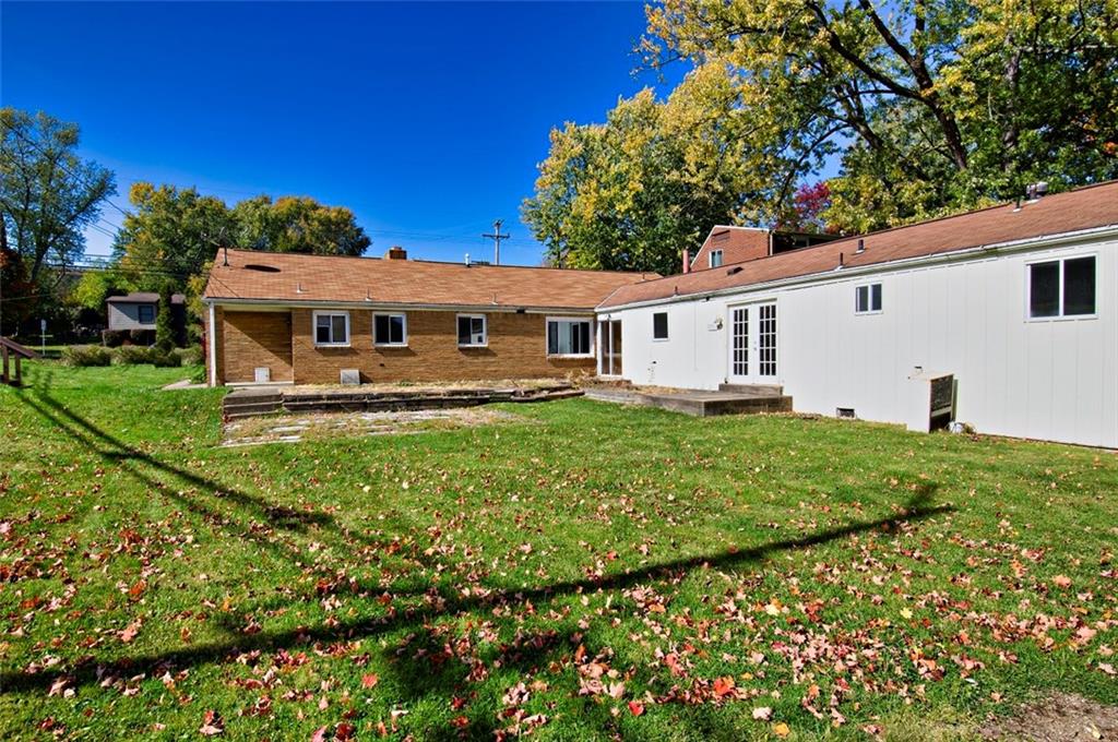 6085 Baptist Road Pittsburgh, PA 15236 - Photo 23 of 24 Gallery Image 23