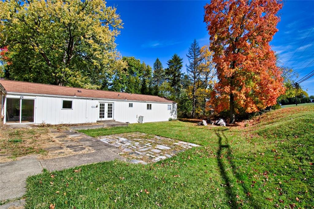 6085 Baptist Road Pittsburgh, PA 15236 - Photo 24 of 24 Gallery Image 24