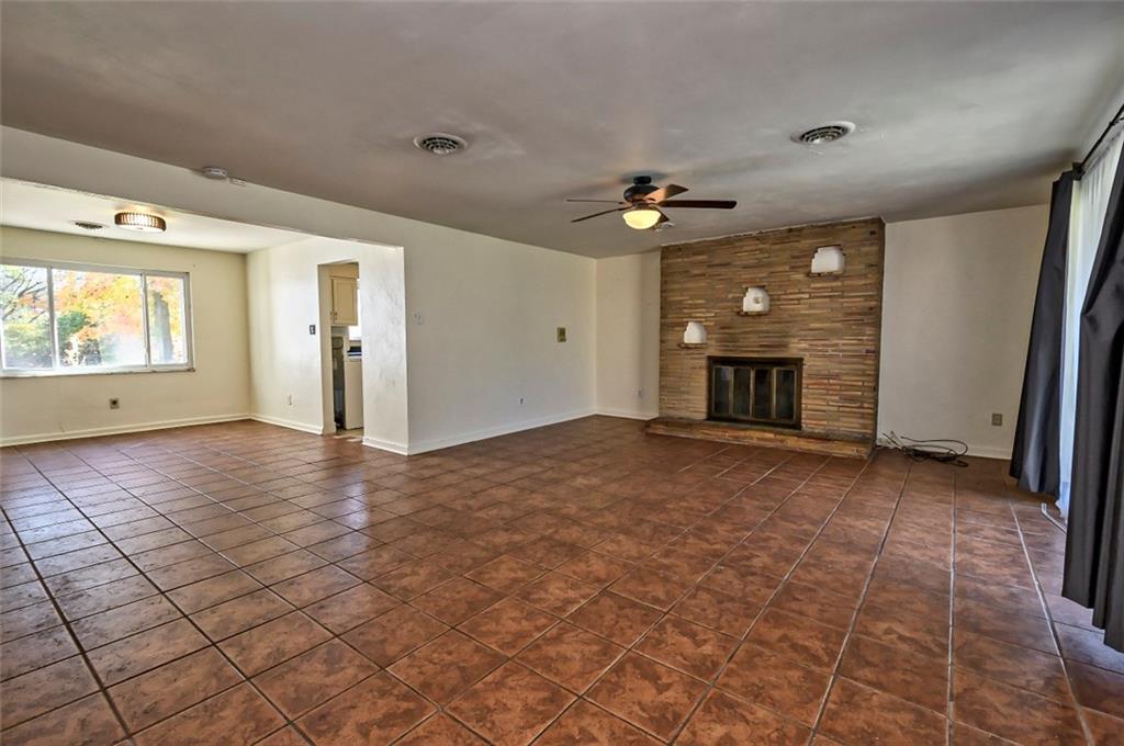 6085 Baptist Road Pittsburgh, PA 15236 - Photo 4 of 24 Gallery Image 4