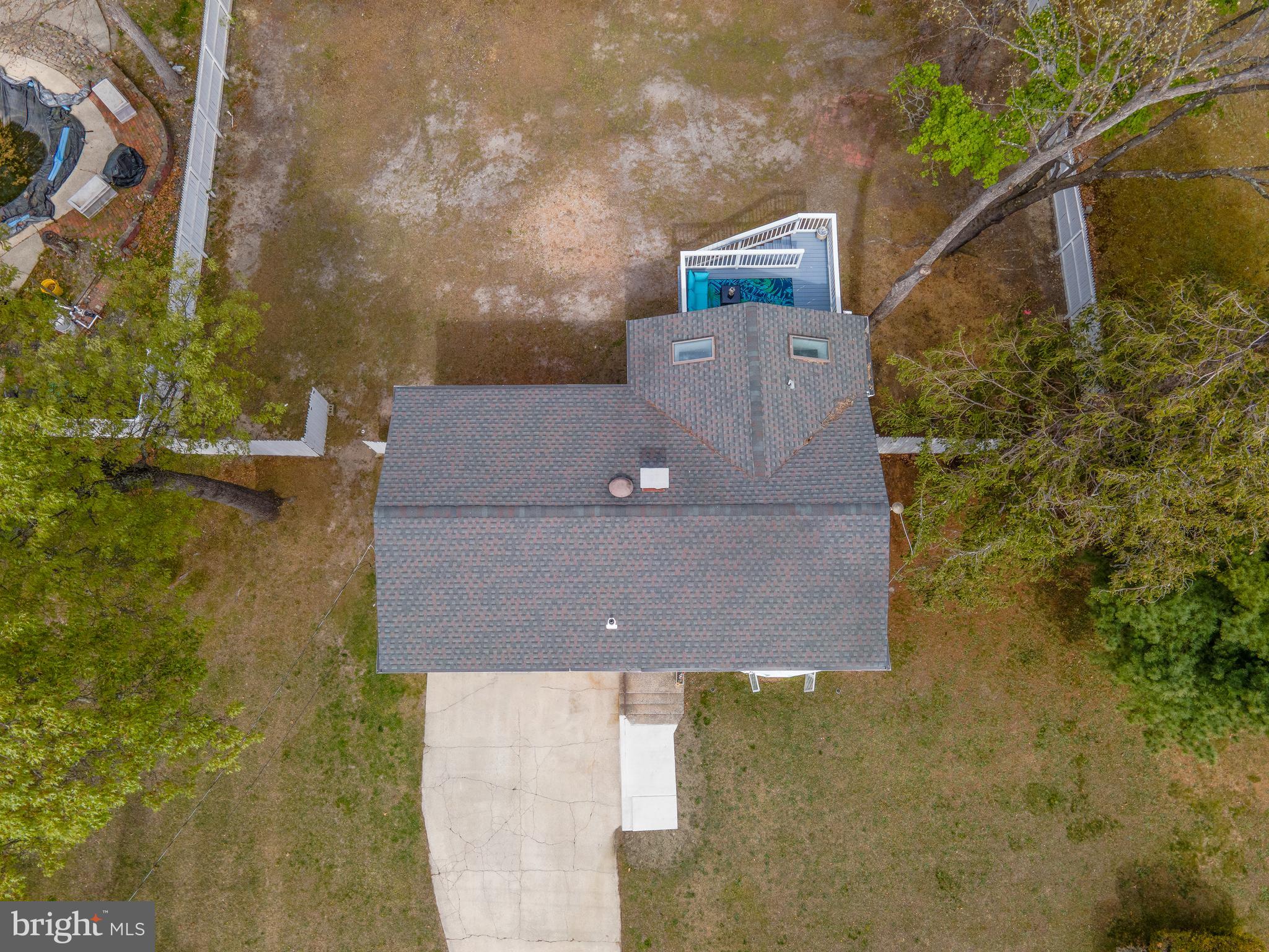 7 Briarcliff Road Atco, NJ 08004 - Photo 34 of 37 an aerial view of a house with a yard