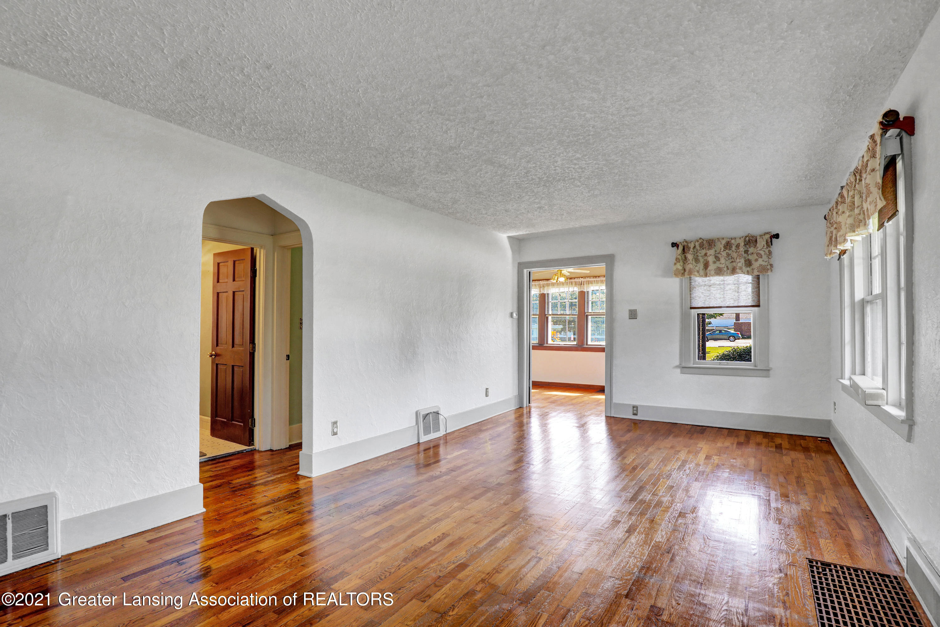 4600 Elizabeth Road Lansing, MI 48917 - Photo 13 of 33 9I3A2361