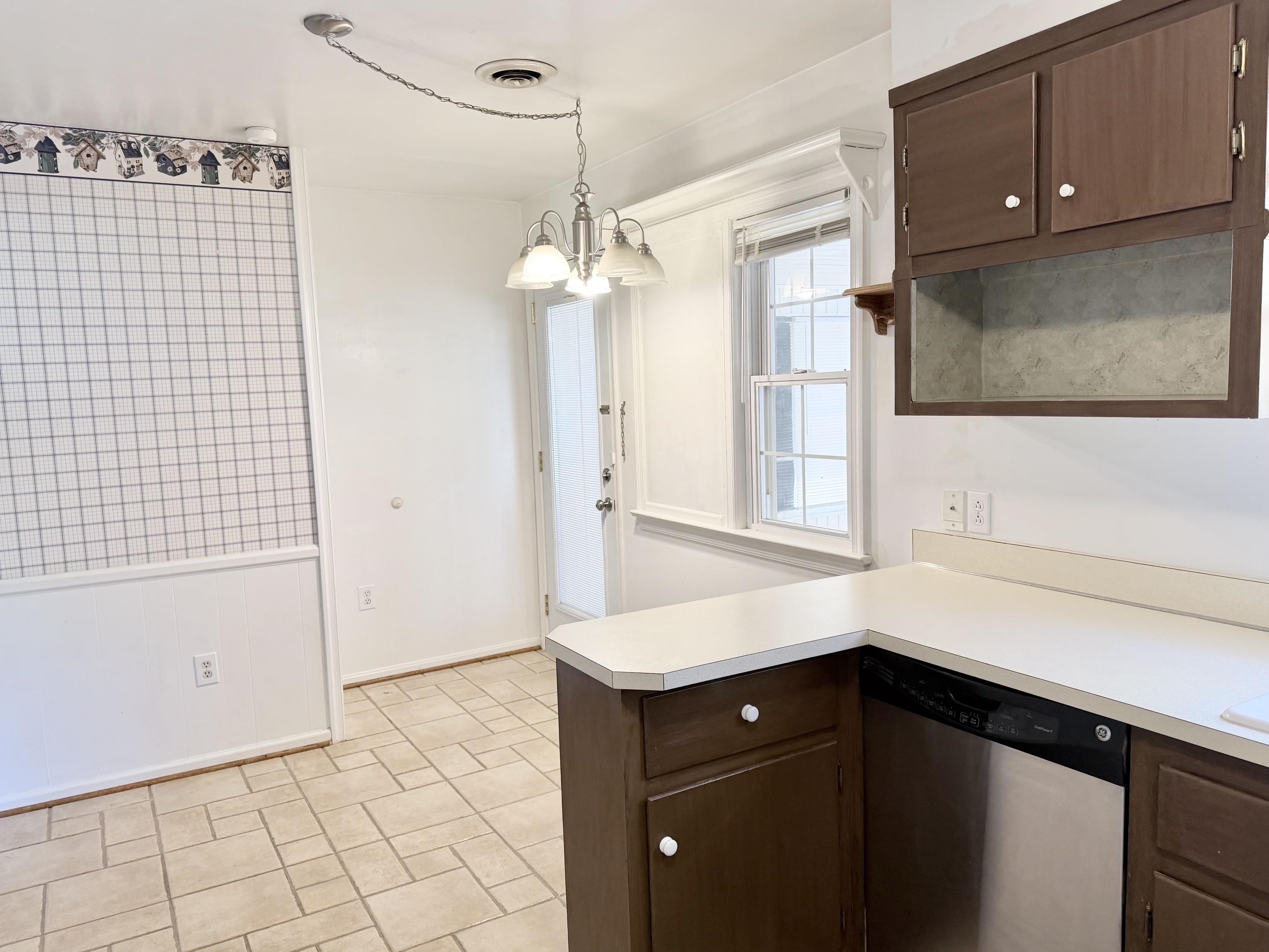 603 Dooms Crossing Road Waynesboro, VA 22980 - Photo 17 of 41 table space kitchen