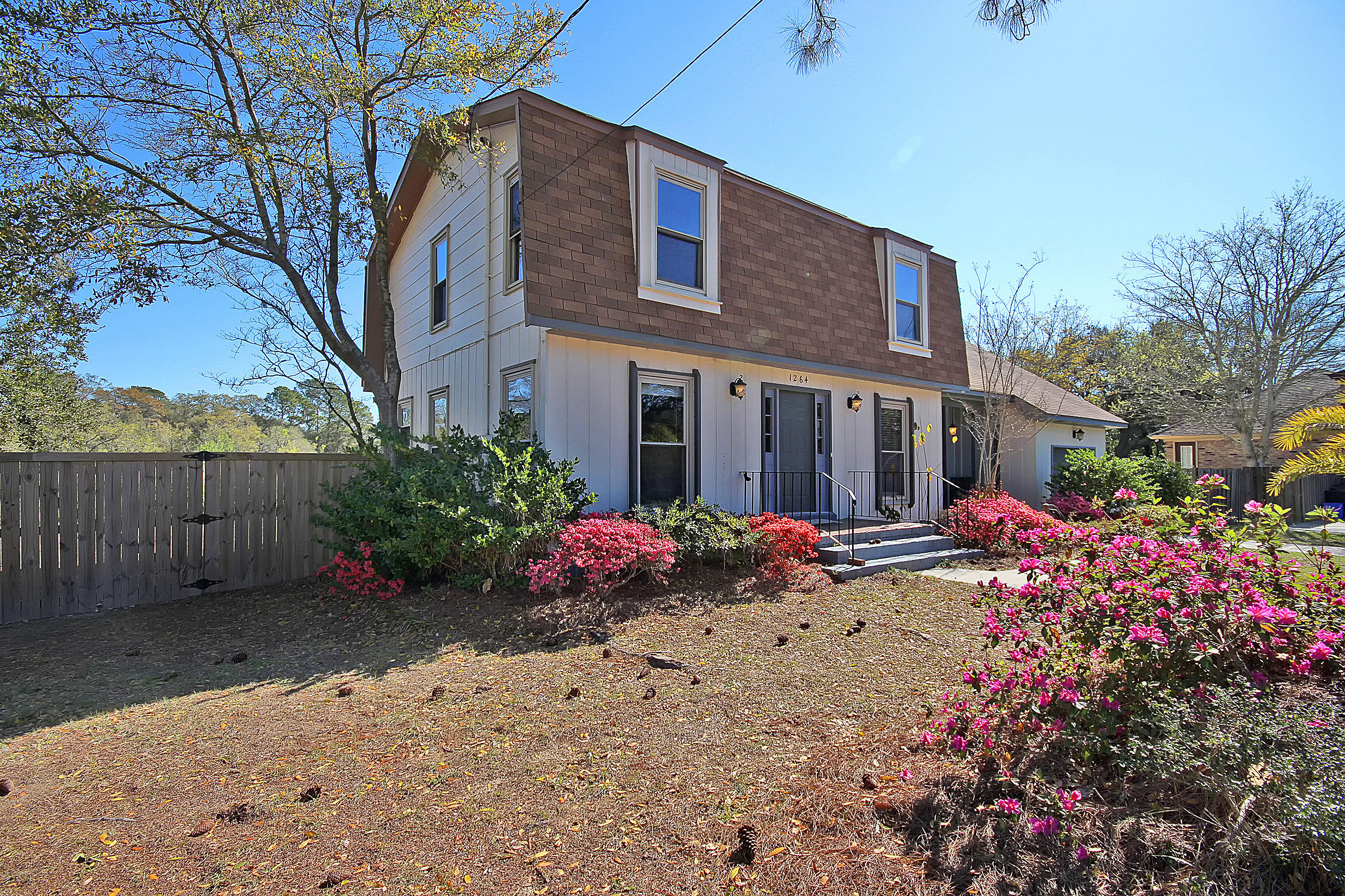 1264 Cornwallis Road Charleston, SC 29412 - Photo 3 of 30 1264 Cornwallis Road