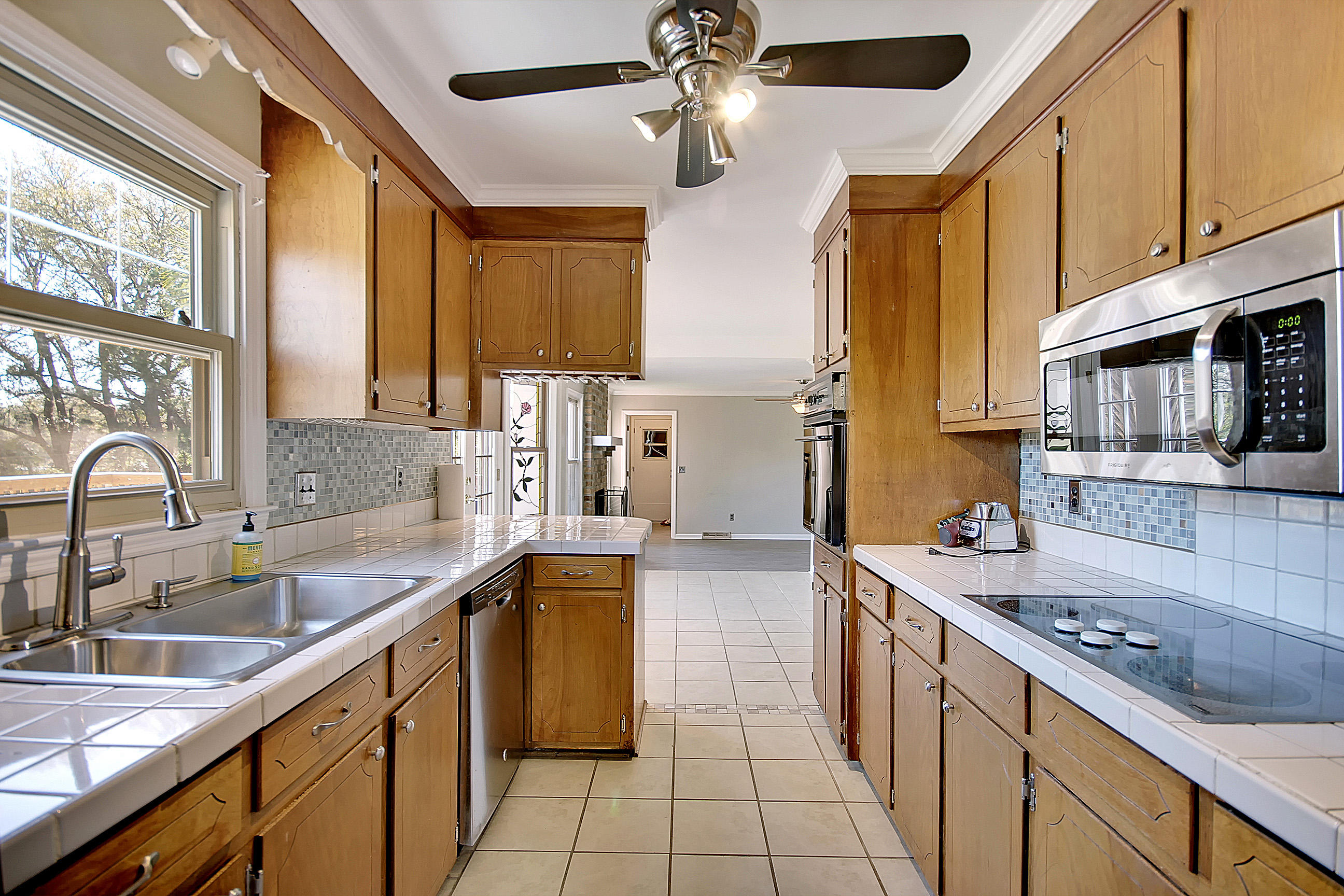 1264 Cornwallis Road Charleston, SC 29412 - Photo 9 of 30 1264 Cornwallis Road