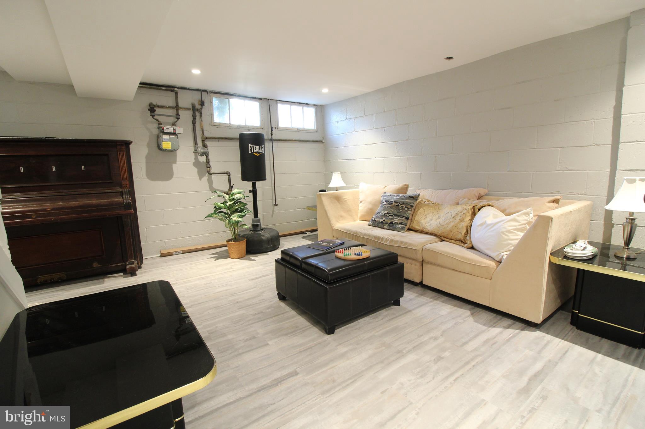 7442 Durwood Road Baltimore, MD 21222 - Photo 14 of 17 Gallery Image 14