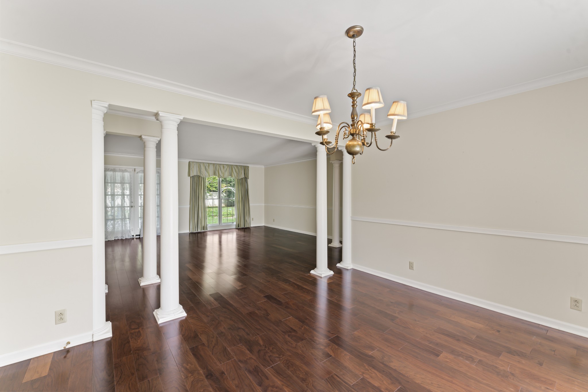 803 North Rutherford Boulevard Murfreesboro, TN 37130 - Photo 12 of 31 Gallery Image 12