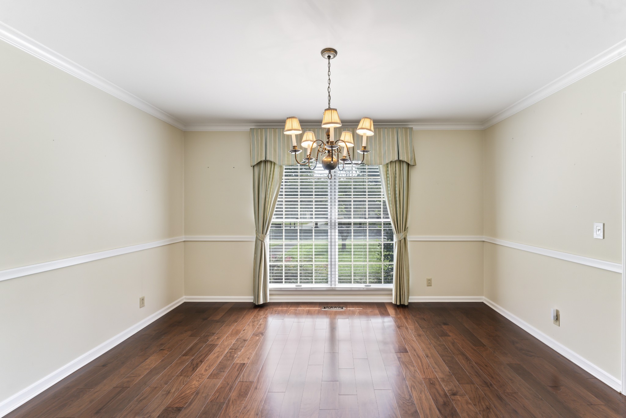 803 North Rutherford Boulevard Murfreesboro, TN 37130 - Photo 15 of 31 Gallery Image 15