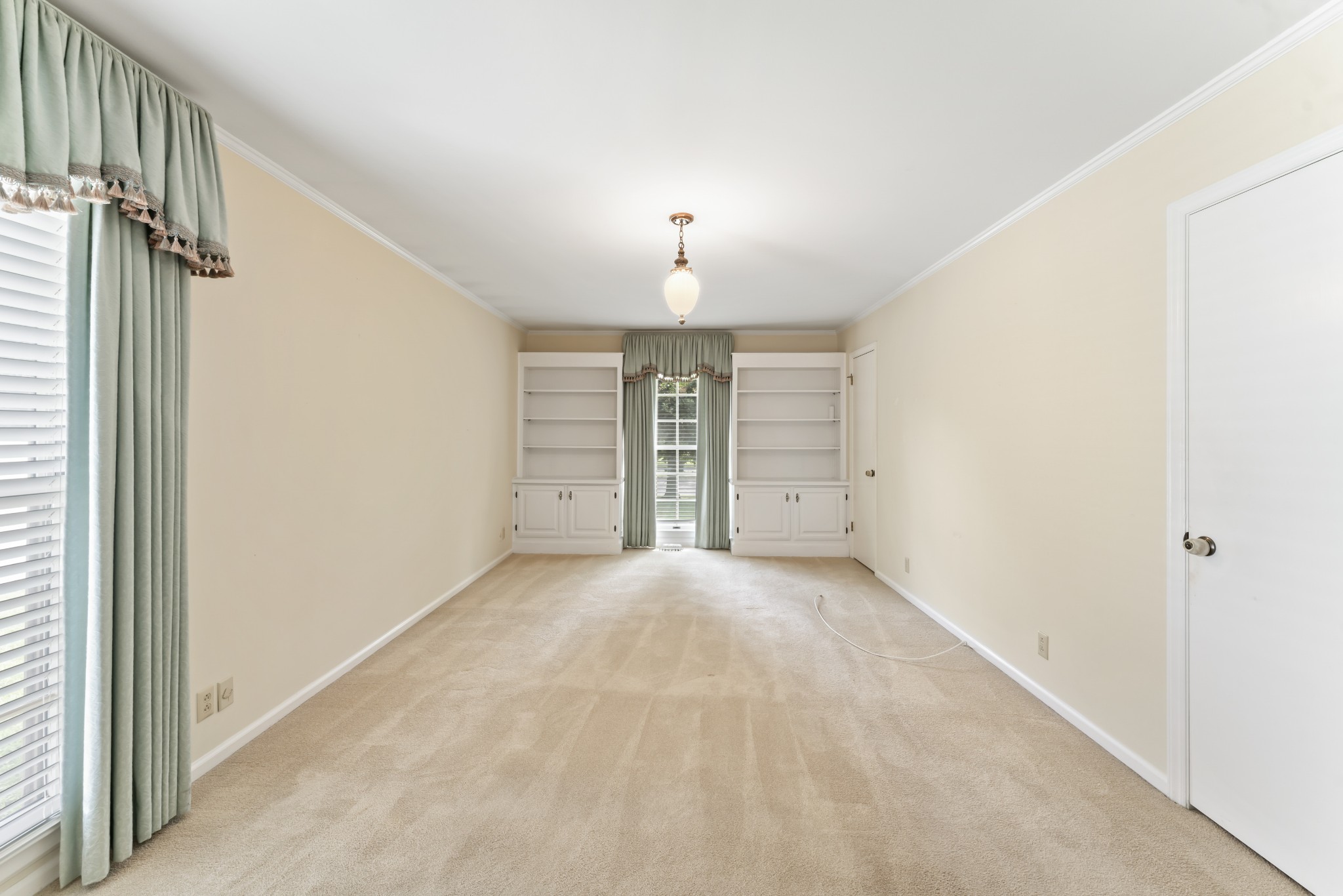 803 North Rutherford Boulevard Murfreesboro, TN 37130 - Photo 17 of 31 Gallery Image 17