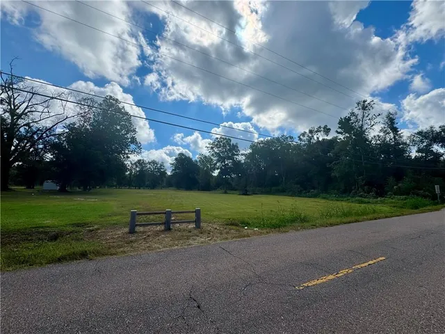$159,500 | 49090 Stafford Road, Tickfaw, LA 70466