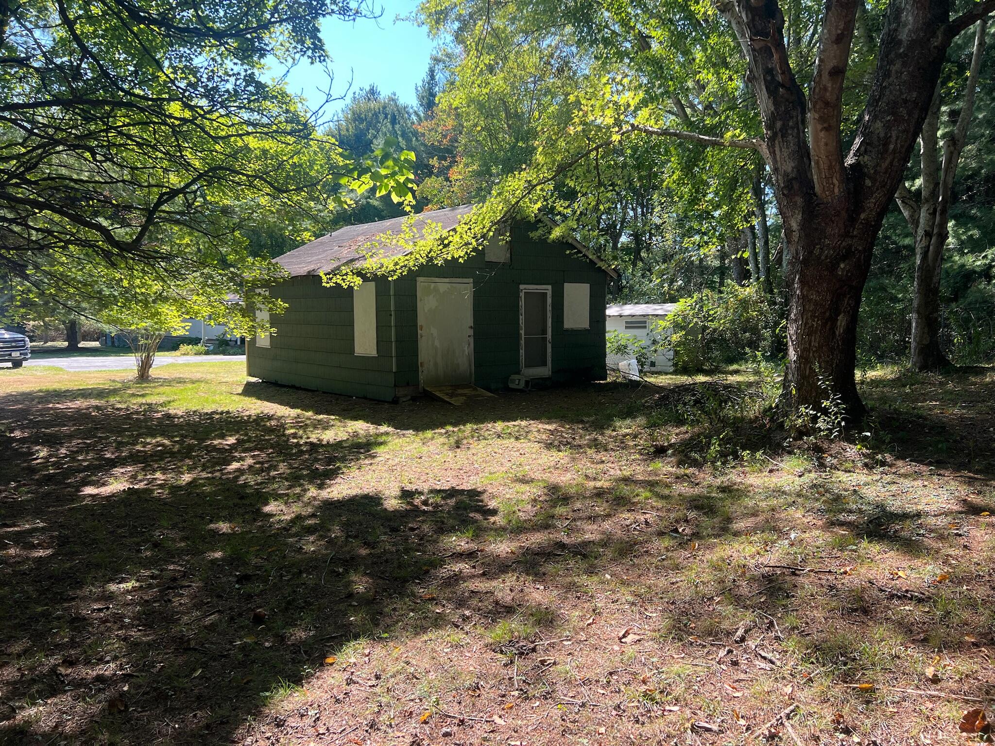 1591 Lawn Road Meadow Bridge, WV 25976 - Photo 25 of 37 Gallery Image 25