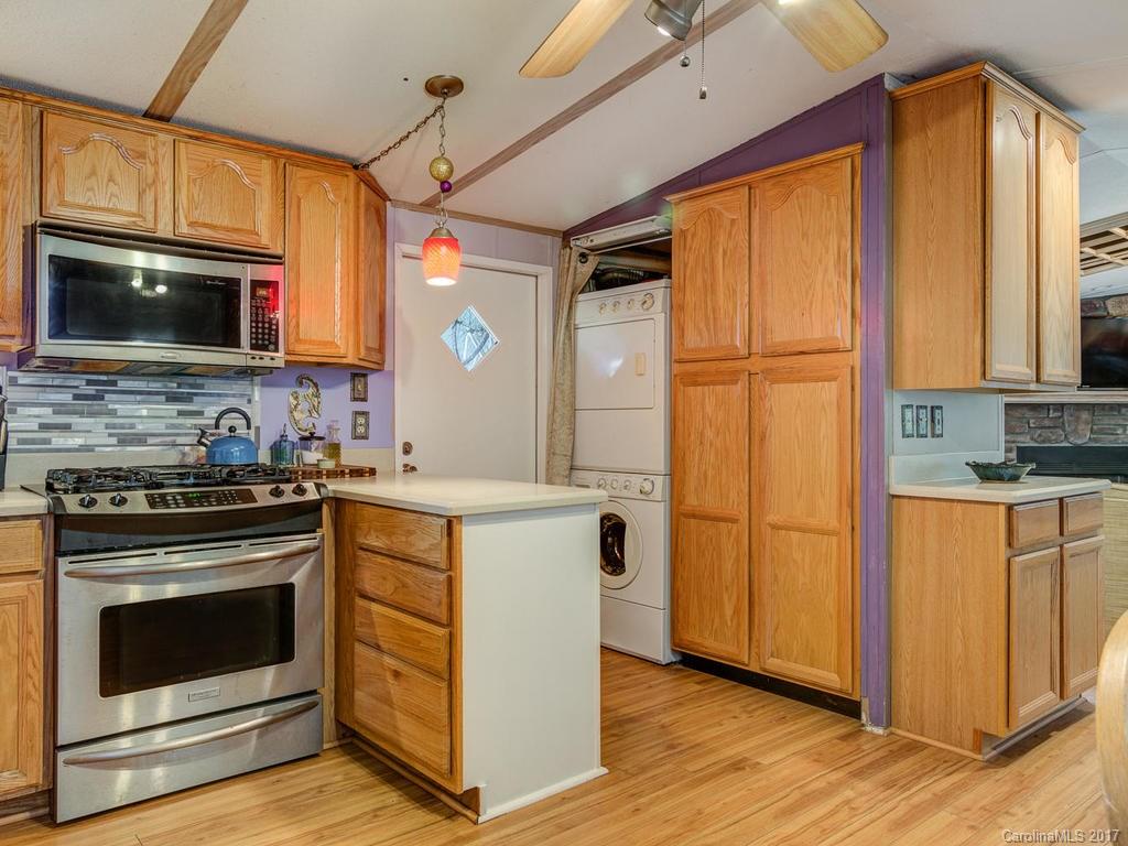 130 Frank Rector Road Marshall, NC 28753 - Photo 4 of 18 Gallery Image 4