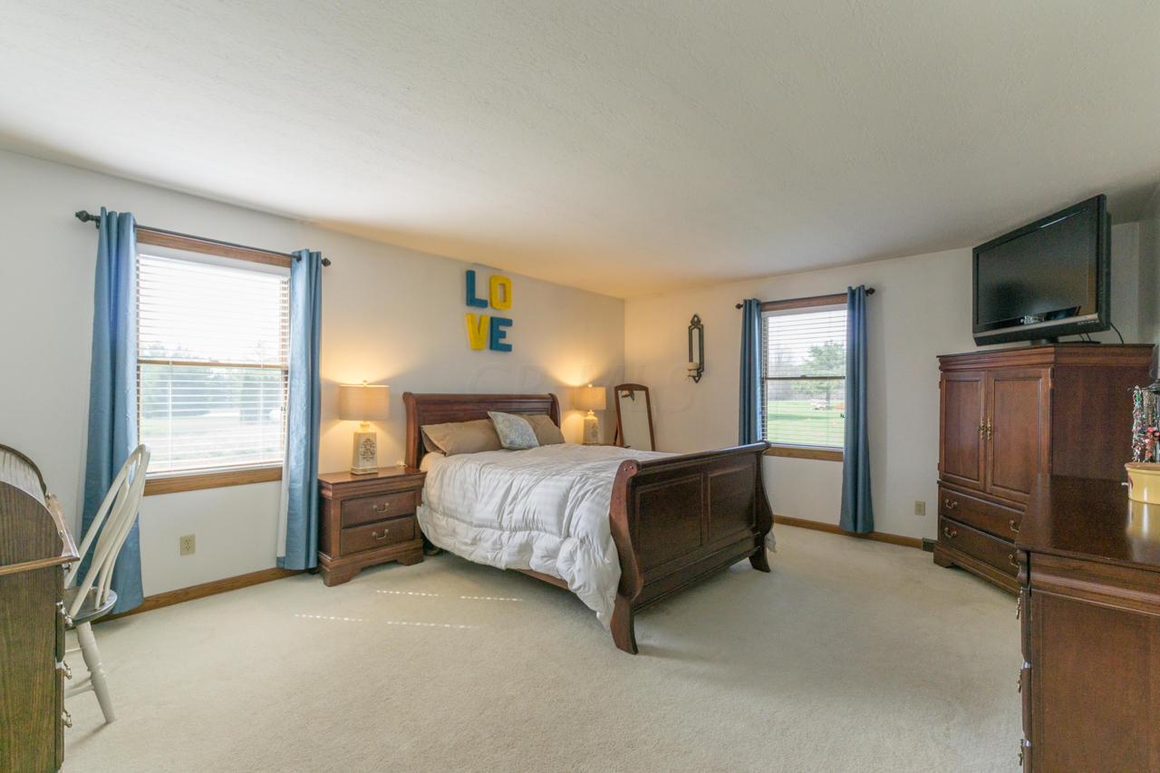 8145 Dustin Road Galena, OH 43021 - Photo 19 of 59 Gallery Image 19