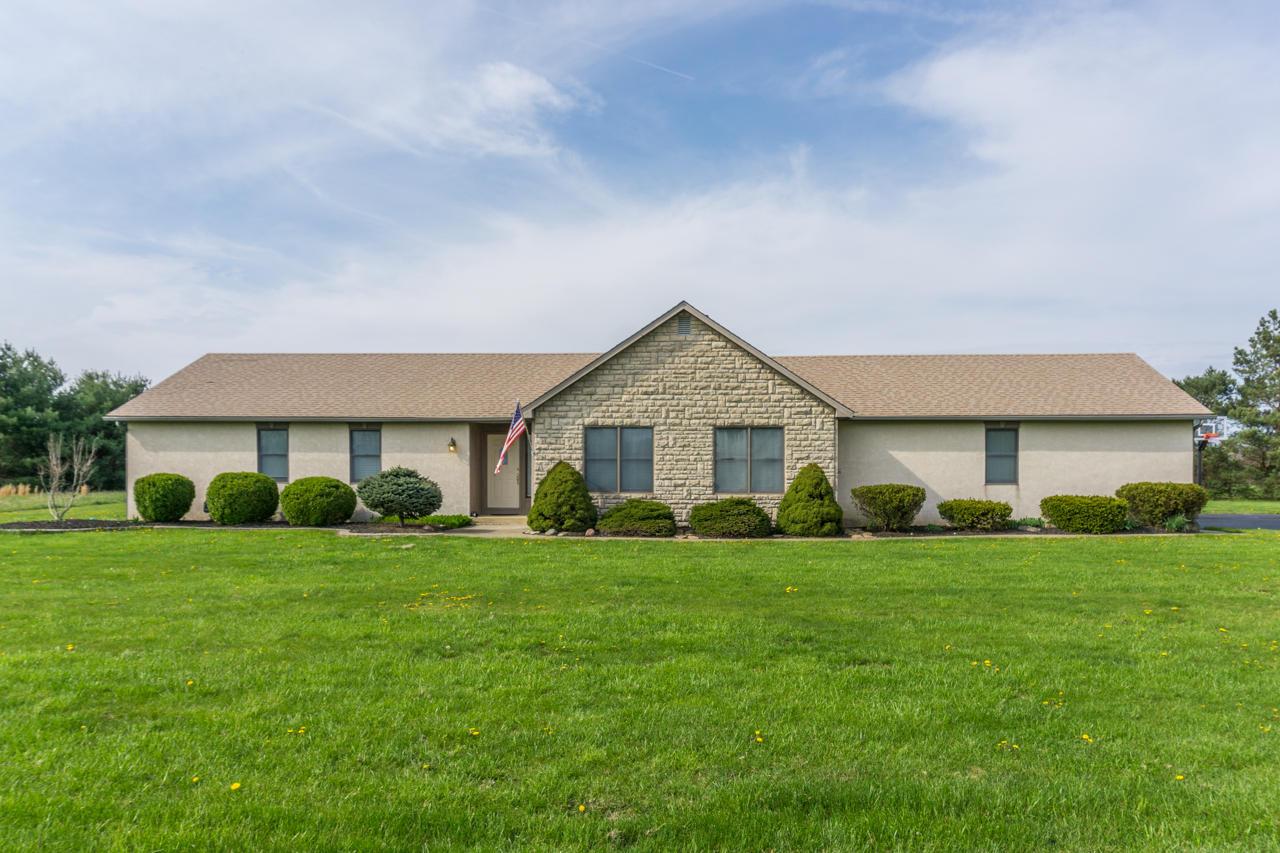 8145 Dustin Road Galena, OH 43021 - Photo 2 of 59 Gallery Image 2