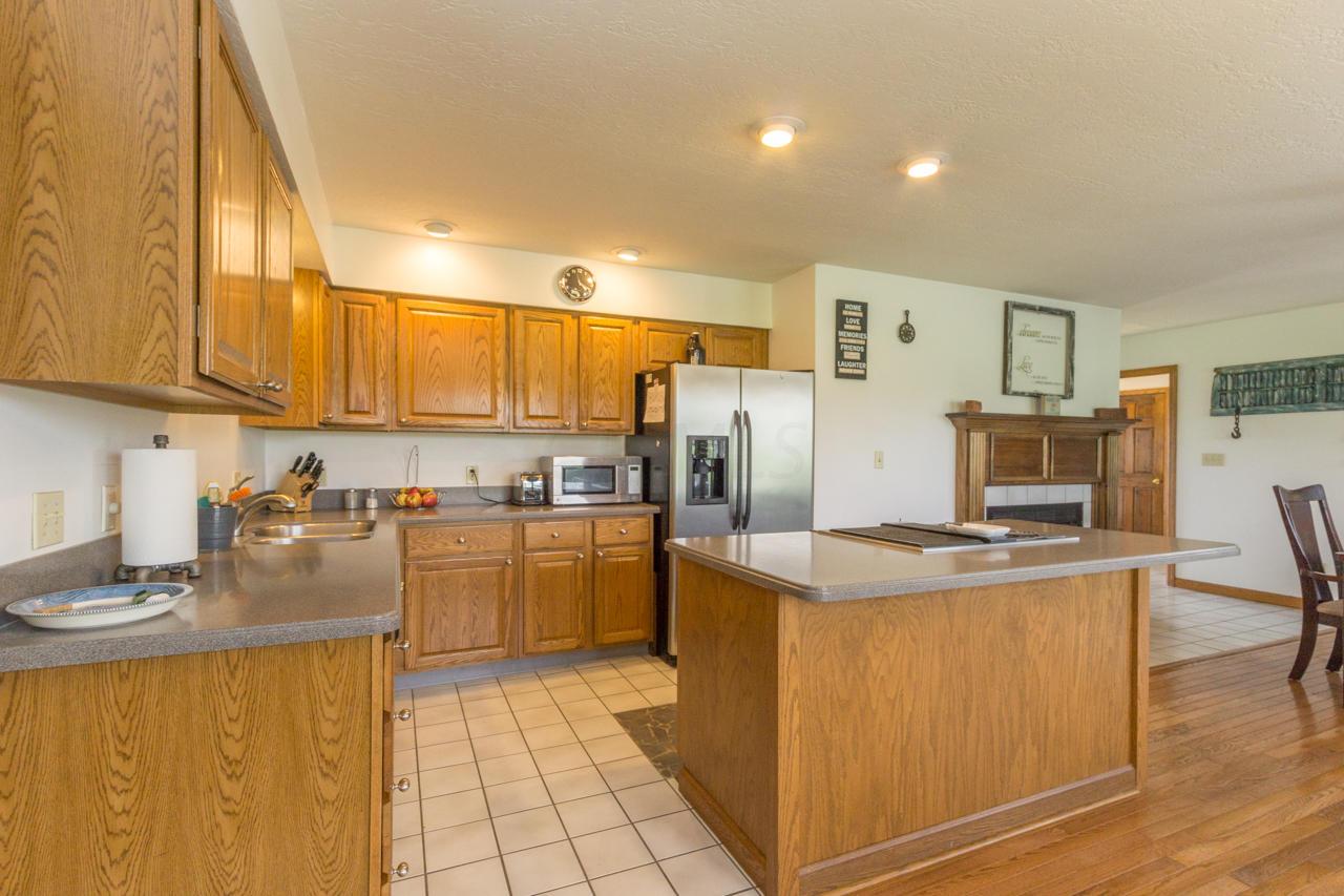 8145 Dustin Road Galena, OH 43021 - Photo 32 of 59 Gallery Image 32