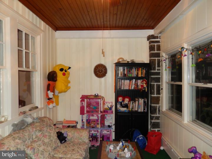 156 Shelbourne Road Havertown, PA 19083 - Photo 11 of 11