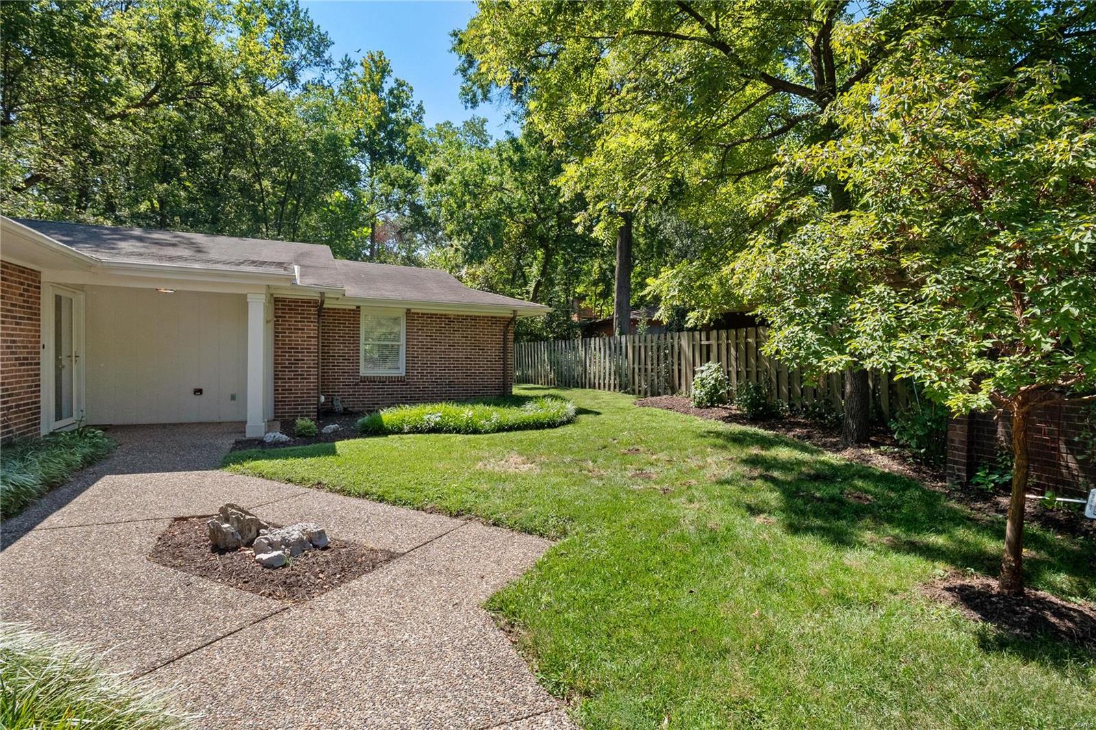 10212 Clayton Road Ladue, MO 63124 - Photo 38 of 58 Gallery Image 38