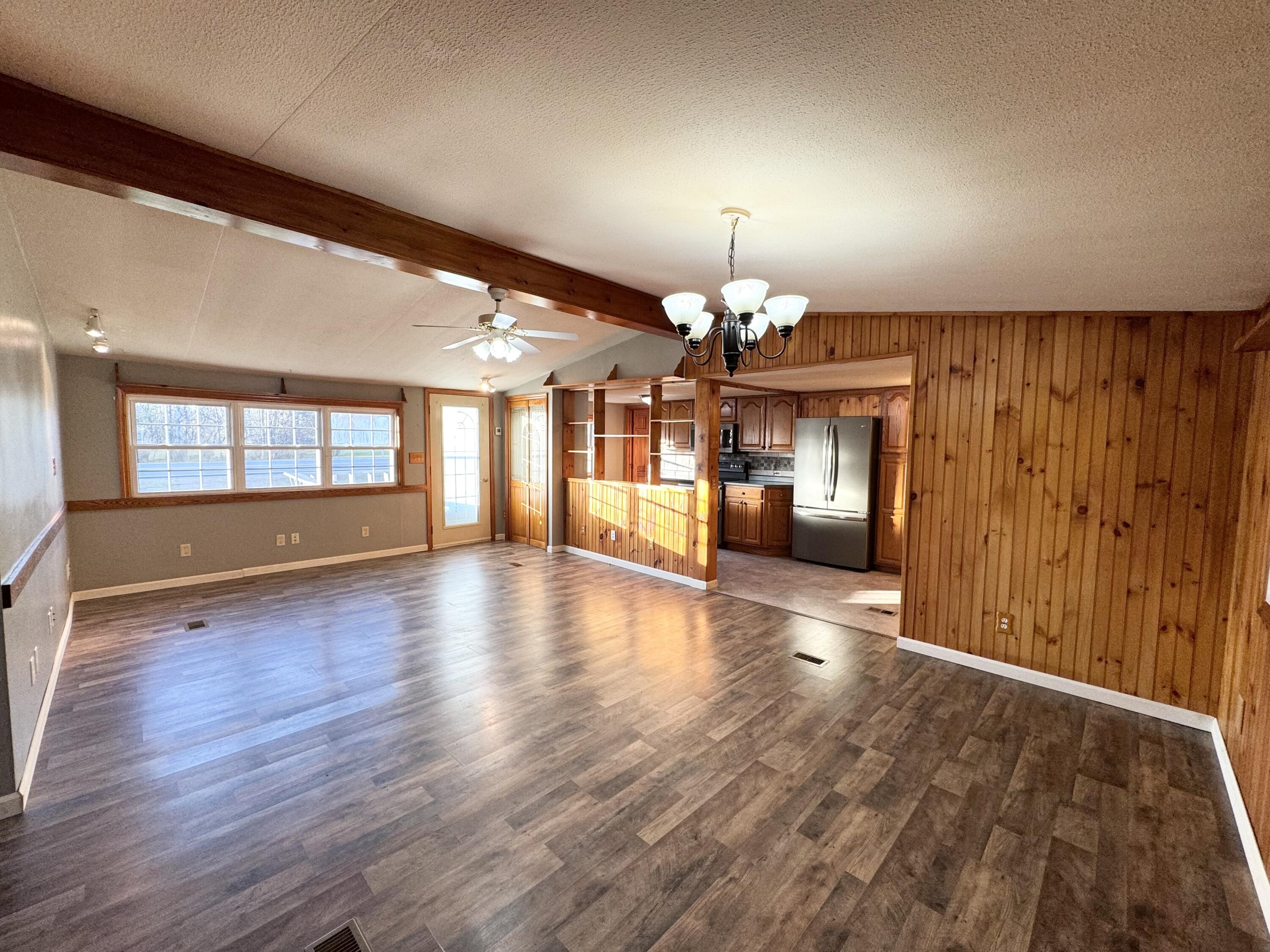 1692 Ridge Road Champlain, NY 12919 - Photo 9 of 44 Gallery Image 9