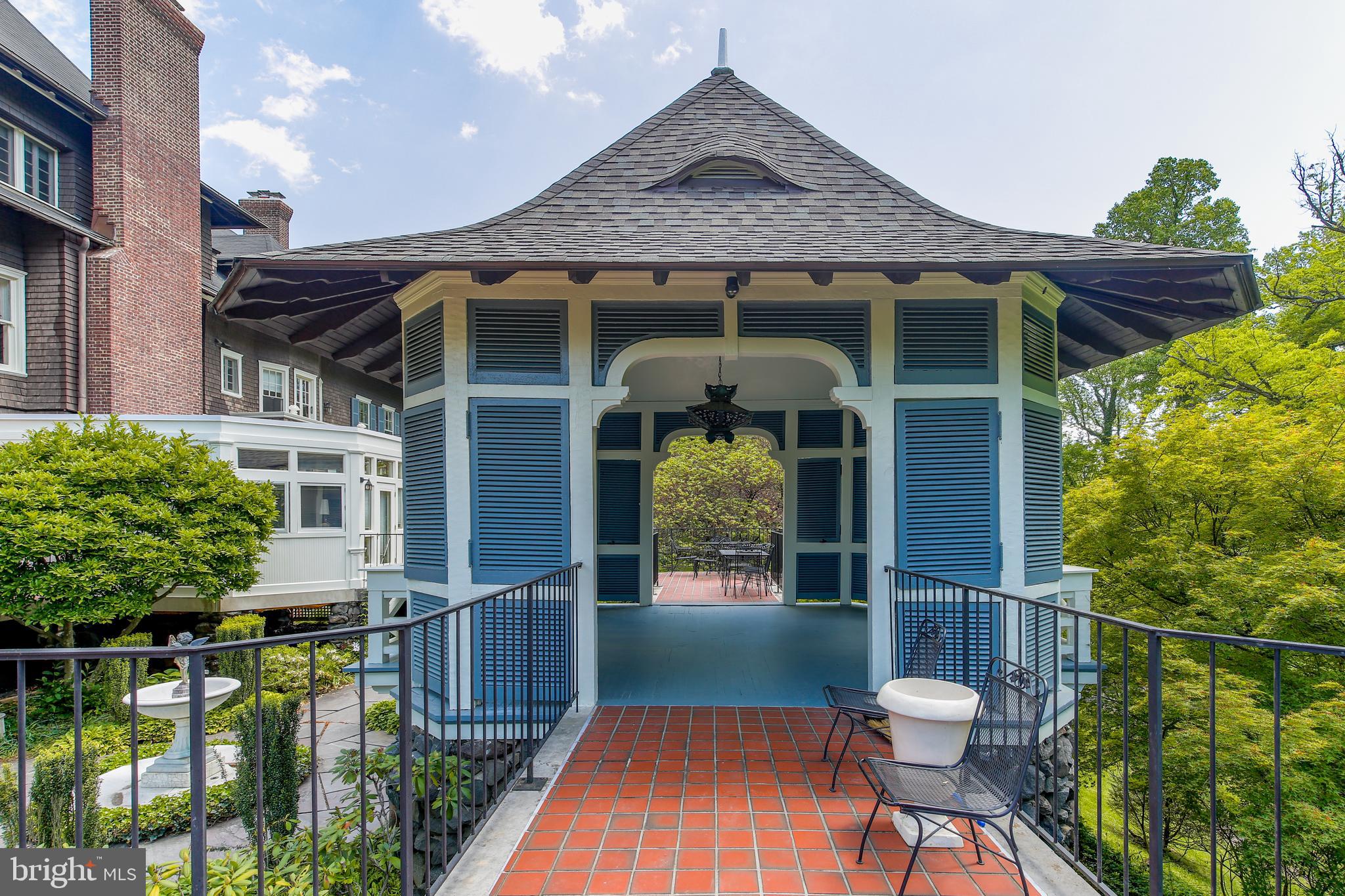 9 Devon Hill Road, Unit B3 Baltimore, MD 21210 - Photo 35 of 44 The perfect venue to host card & wine nights!