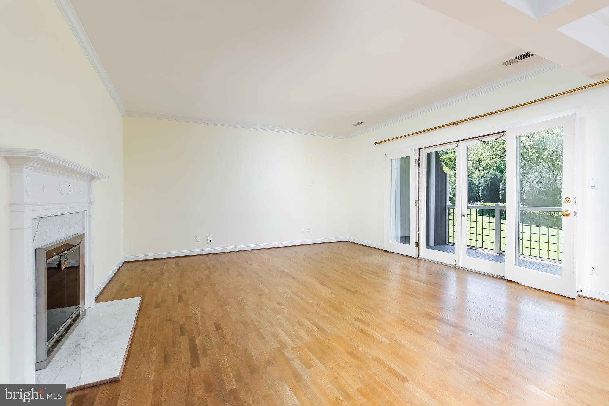 9 Devon Hill Road, Unit B3 Baltimore, MD 21210 - Photo 8 of 44