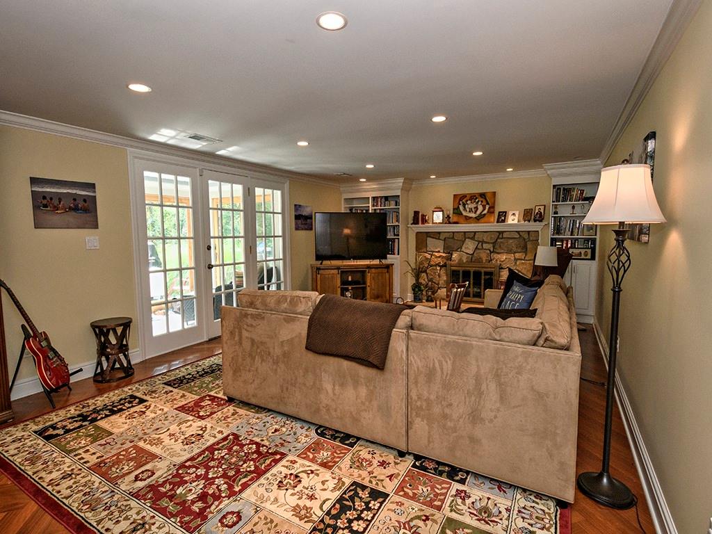 137 Old Mill Road Pittsburgh, PA 15238 - Photo 19 of 25 Gallery Image 19