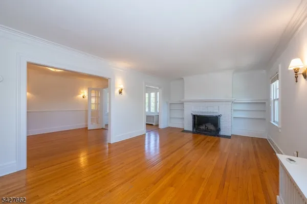 $4,350 | 200 Valley Road, Unit 2, Montclair, NJ 07042