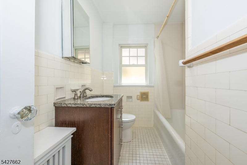 200 Valley Road, Unit 2 Montclair, NJ 07042 - Photo 34 of 36