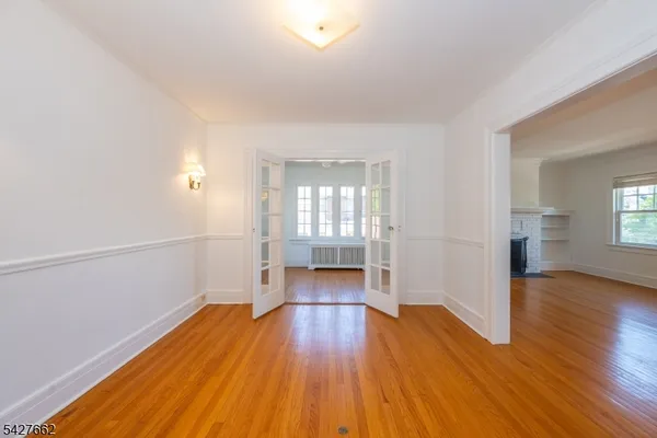 $4,350 | 200 Valley Road, Unit 2, Montclair, NJ 07042