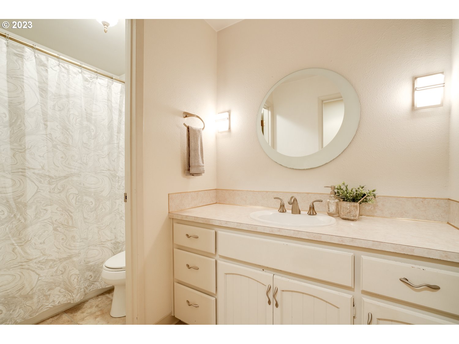 3020 Southwest Raleighview Drive Portland, OR 97225 - Photo 15 of 32 Gallery Image 15