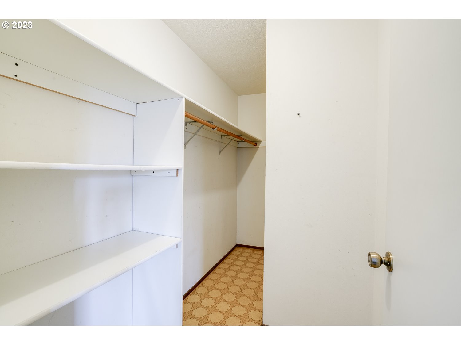 3020 Southwest Raleighview Drive Portland, OR 97225 - Photo 23 of 32 Gallery Image 23