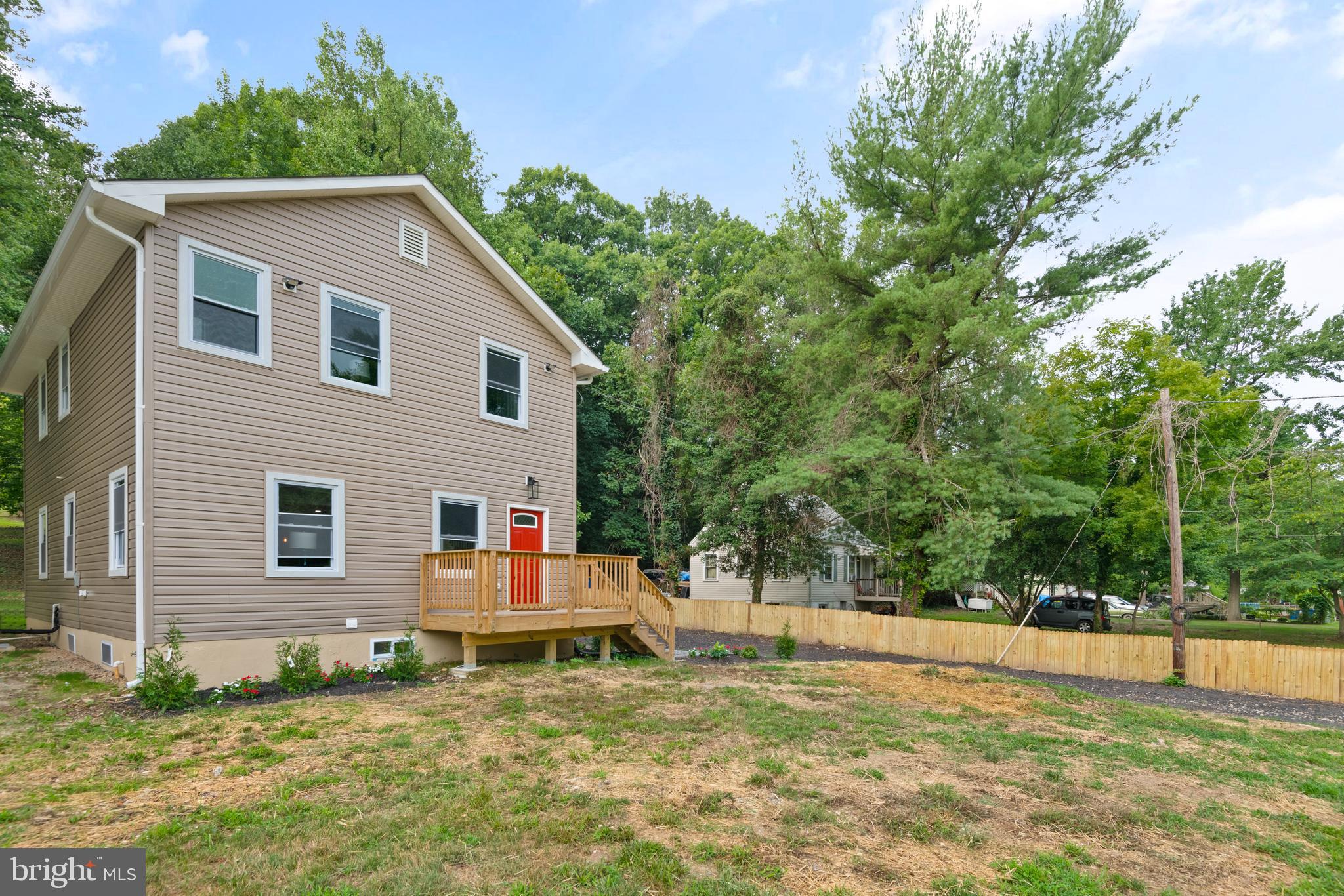 6415 Woodland Road Morningside, MD 20746 - Photo 29 of 35