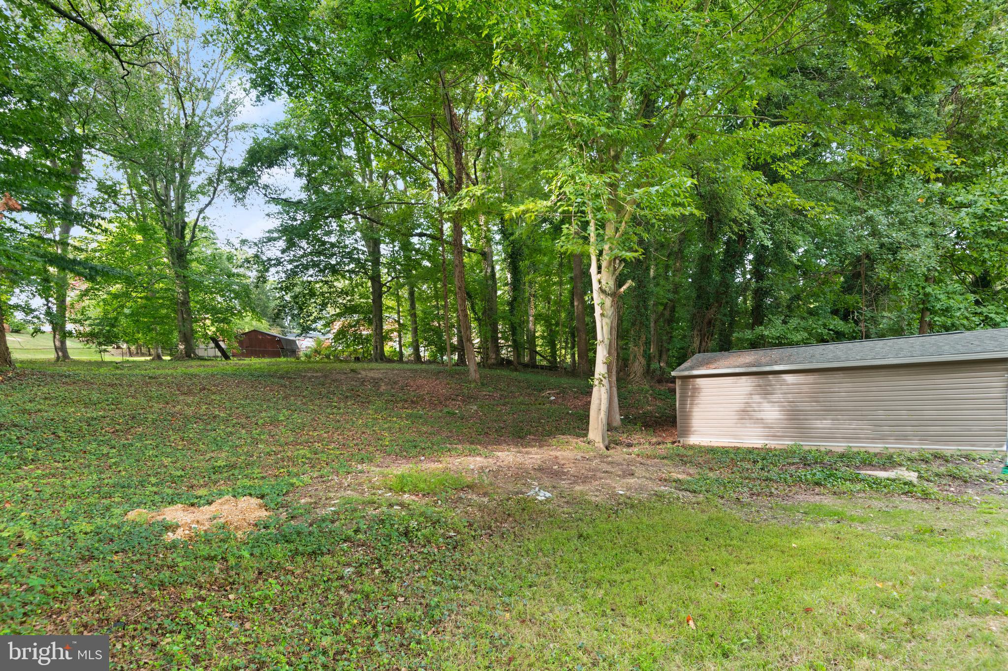 6415 Woodland Road Morningside, MD 20746 - Photo 32 of 35