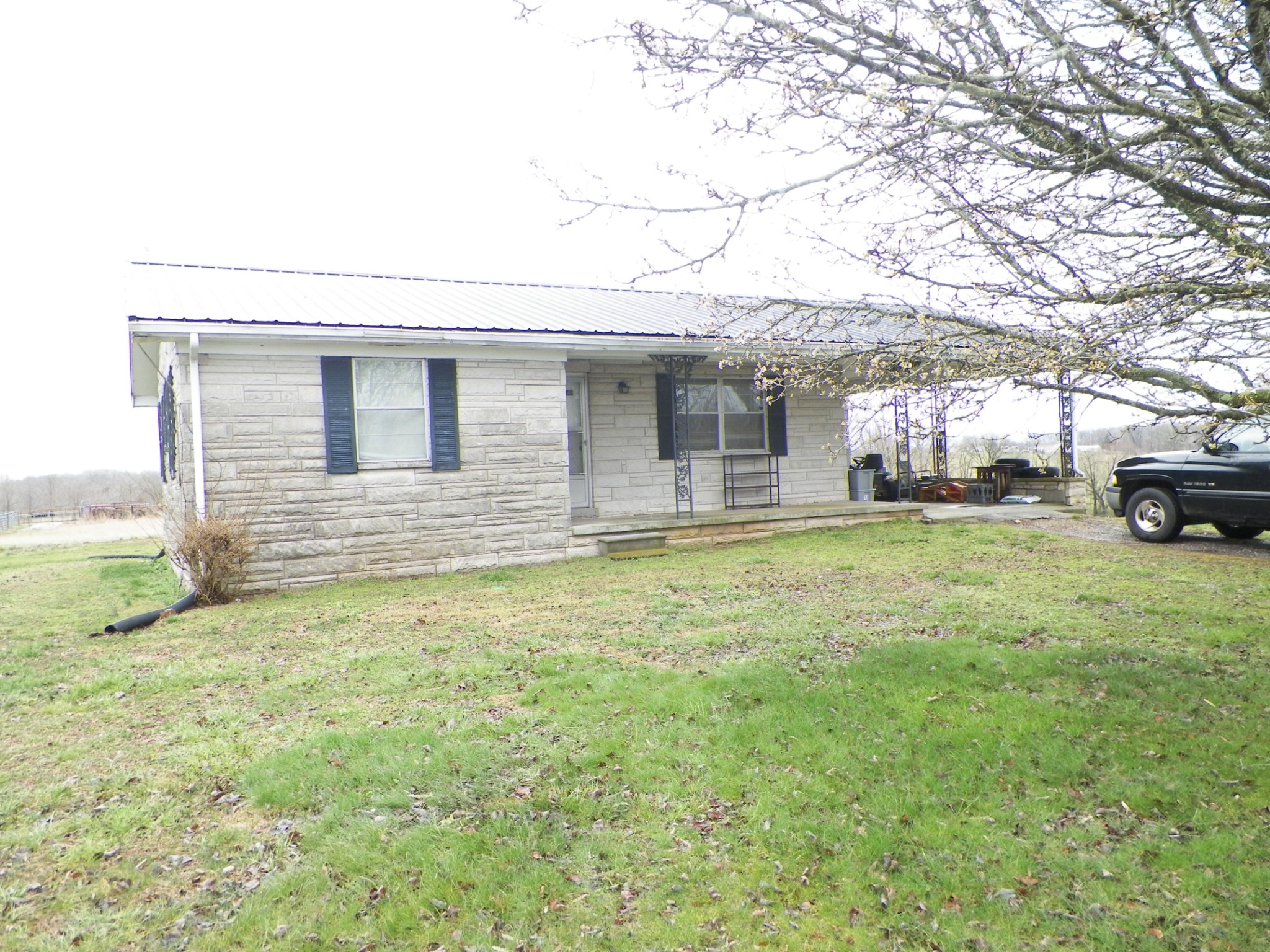 877 Pumpkintown Road Red Boiling Springs, TN 37150 - Photo 2 of 6
