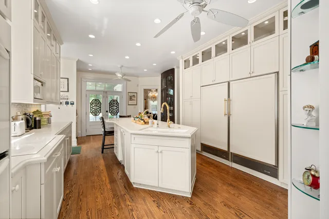 $1,650,000 | 201 Scottswood Road, Riverside, IL 60546