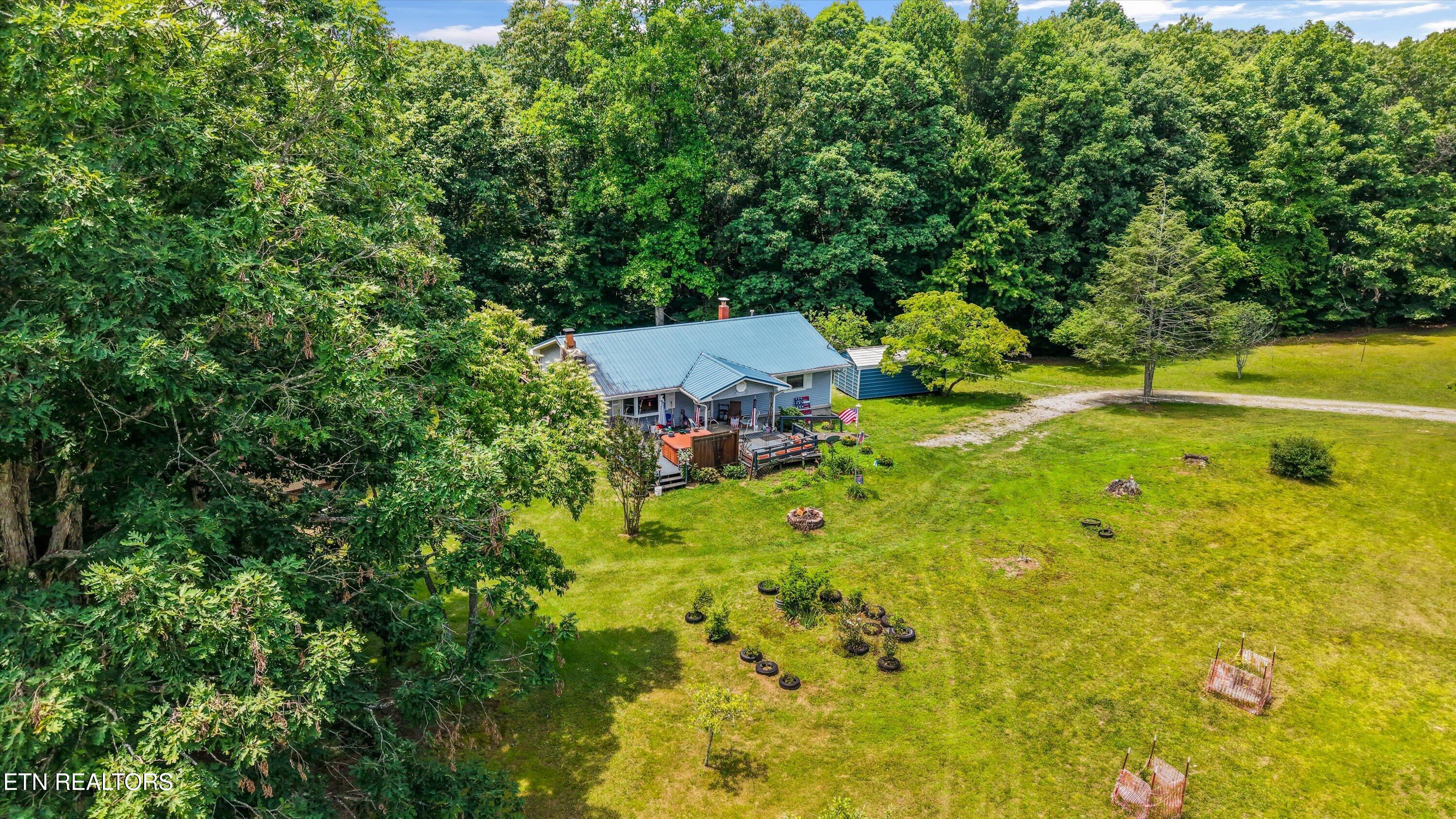 748 Christenson Road Deer Lodge, TN 37726 - Photo 34 of 42 37-748 Christenson Rd 03