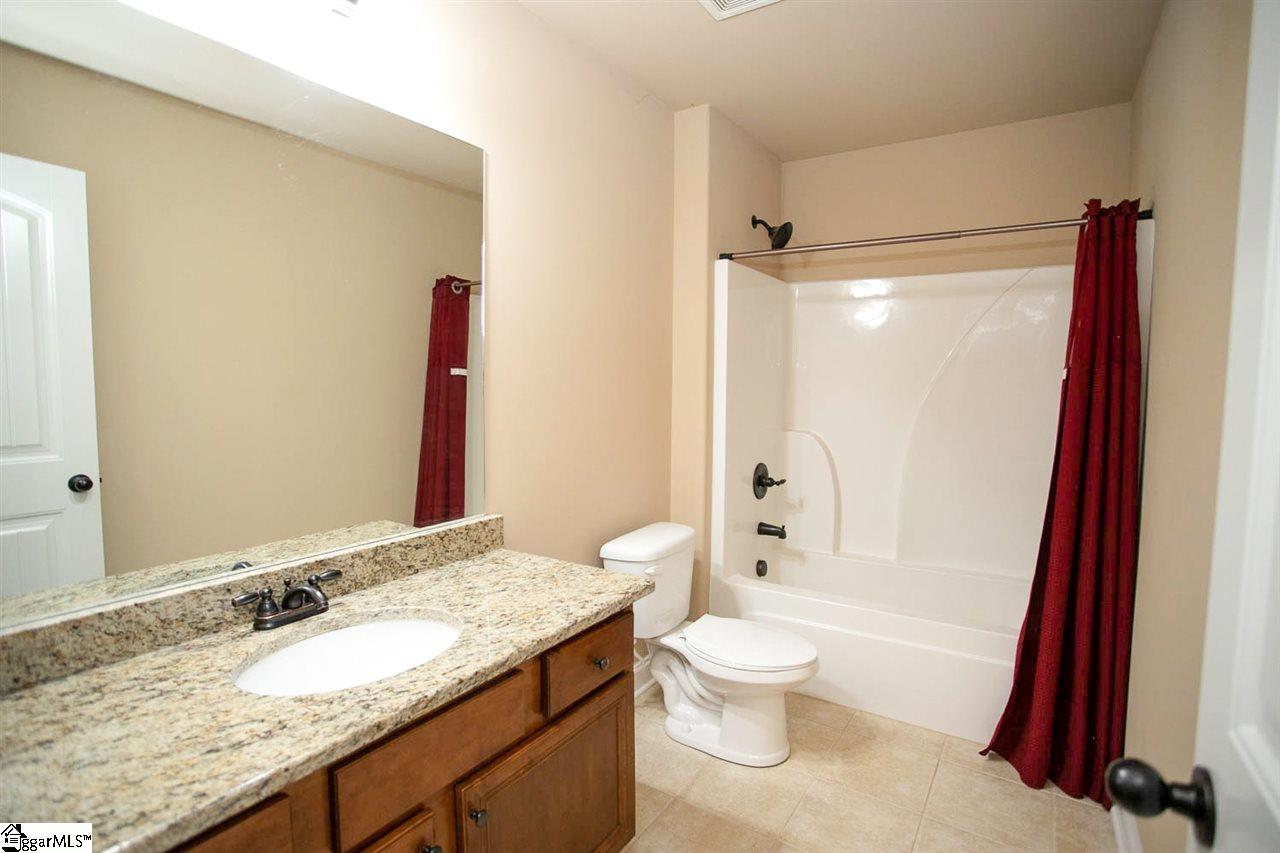 42 Alexander Manor Way Simpsonville, SC 29680 - Photo 12 of 33 Gallery Image 12