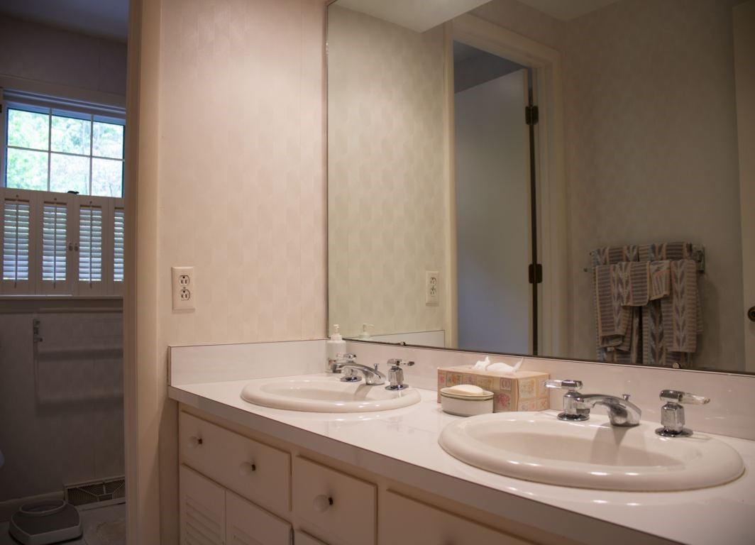 601 Midvale Road Vestal, NY 13850 - Photo 35 of 40 Gallery Image 35