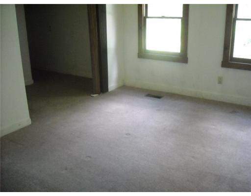66 Lancaster Road Pittston, ME 04345 - Photo 4 of 11 Bedroom.