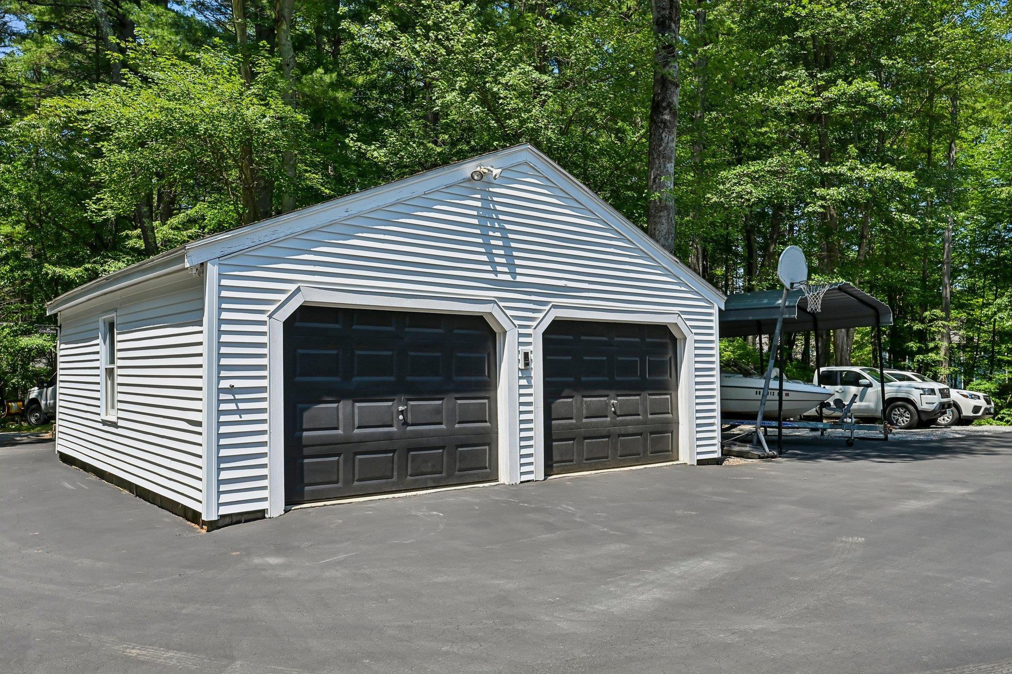 76 Holts Point Road Hampstead, NH 03841 - Photo 5 of 56