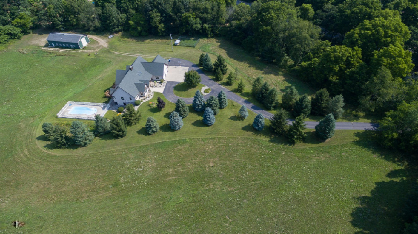 10852 South Enzian Road Delton, MI 49046 - Photo 2 of 75 10852 Enzian - Drone-4
