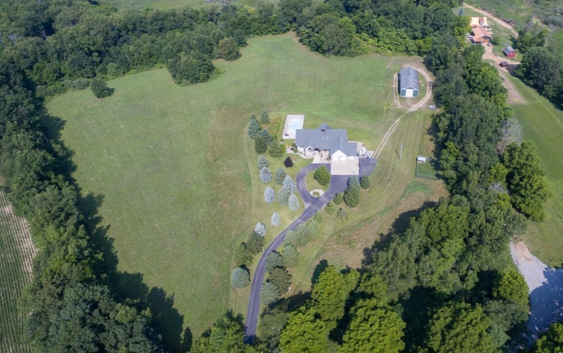 10852 South Enzian Road Delton, MI 49046 - Photo 3 of 75 10852 Enzian - Drone-19